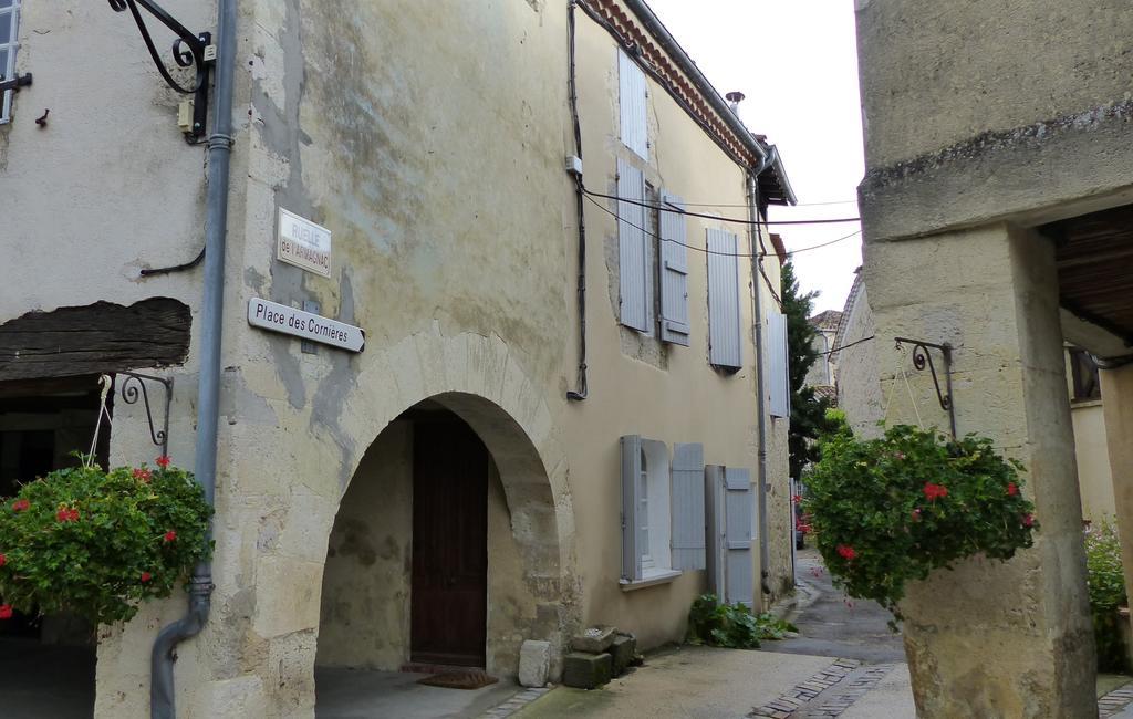 Fourcès Les Hirondellesヴィラ エクステリア 写真